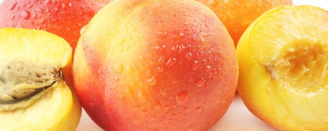 挑选桃子的方法(挑桃子的小技巧)