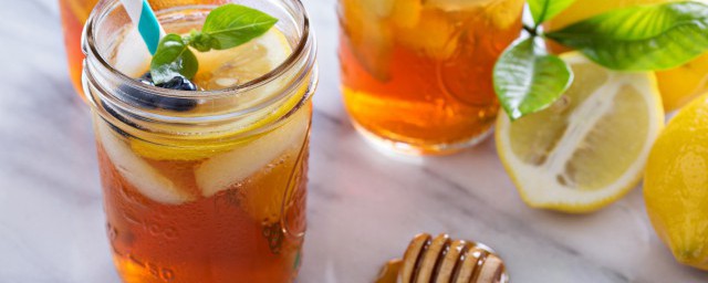 土蜂蜜可不可以直接吃(土蜂蜜哪些人不能吃)