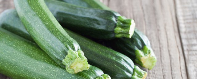 关于西葫芦的卡路里介绍(糖葫芦的卡路里)