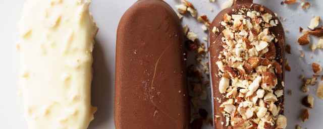 关于钟薛高名字由来(钟薛高为什么叫这个名字)