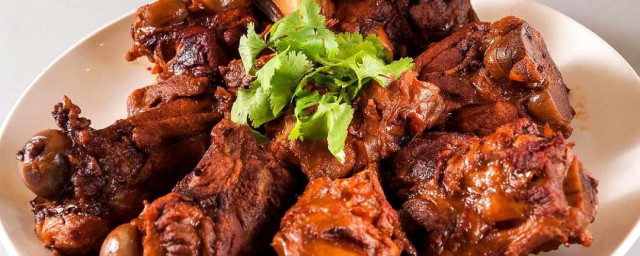 正宗东北酱大骨头做法(东北酱大骨头的做法 正宗)