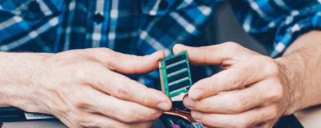 关于换固态硬盘要重装系统的问题(固态硬盘换了需要重装系统吗)