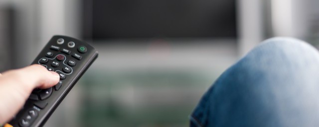 关于放弃我抓紧我故事梗概(《放弃我,抓紧我 》)