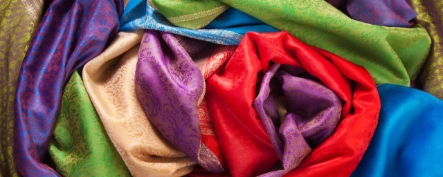 墙布去水印小妙招有哪些(墙布上的水印能不能擦干净)