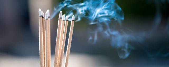 家里供奉佛像有注意事项(家里供奉佛像有什么讲究)