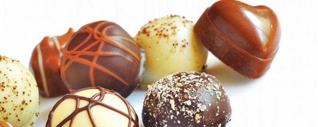 巧克力冷冻的时间(巧克力冷藏多久凝固)