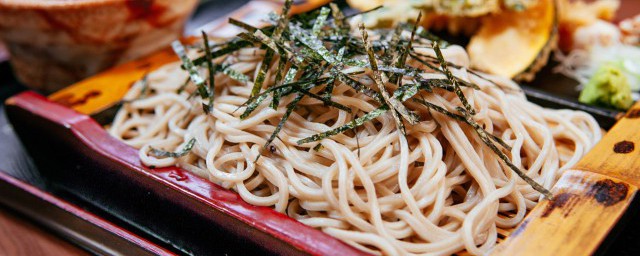 荞面凉粉怎么做(荞麦面凉粉怎么做)