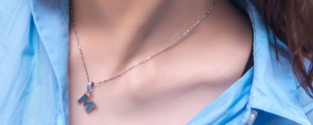 反骨的解释(反骨到底是什么)