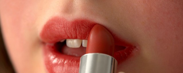 口红不能随便送的原因(什么情况下可以送口红)