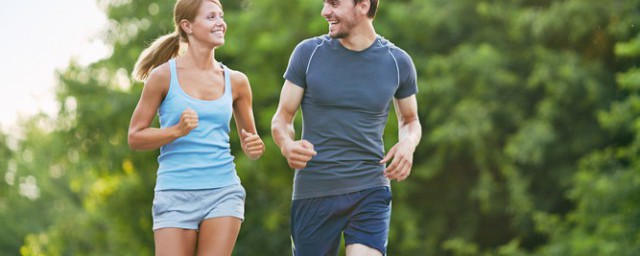 跑步的技巧和注意事项都有哪些(跑步注意事项与技巧)