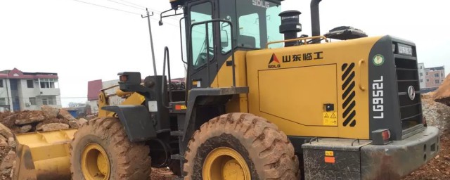 新手怎么开好铲车(新手如何学开铲车教程)