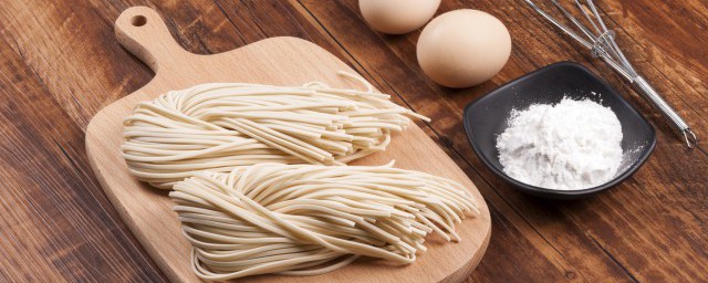 制作羊肉烩面的方法(羊肉烩面的羊肉怎么做)