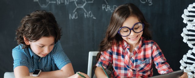 汉字三点水一个秦读什么(三点水加一个秦字是什么字)