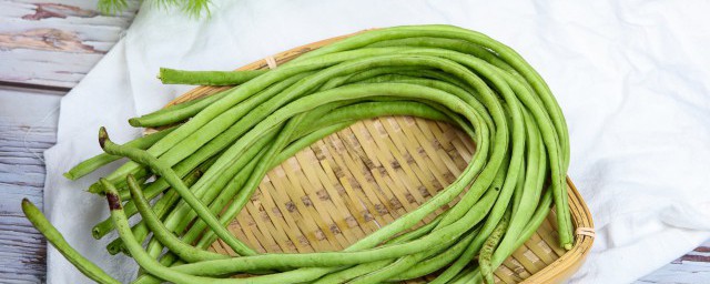 炖豆角的烹饪方法(豆角炖菜的做法大全窍门)