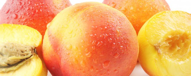 能不能吃颜色发红的黄桃肉(黄桃肉变红)