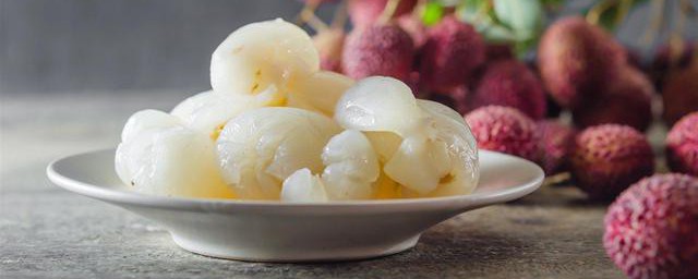 荔枝和梨一起煮水可以吗(荔枝和梨可不可以一块吃)