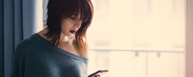 手机对眼睛有哪些害处(智能手机对眼睛的害处)