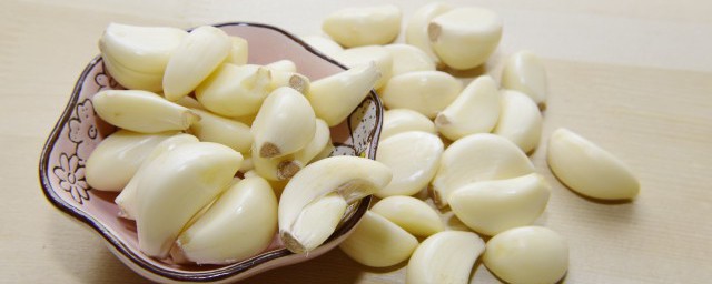 腌的糖蒜不甜的补救方法(糖蒜腌淡了怎么办)