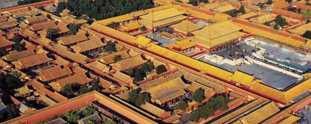 紫禁城名称的起源(紫禁城现在的名称)