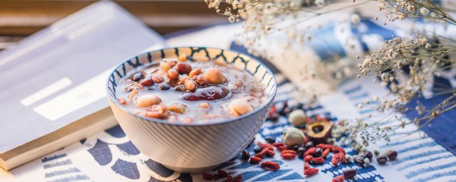 长期吃八宝粥有危害吗(多吃八宝粥有什么影响)