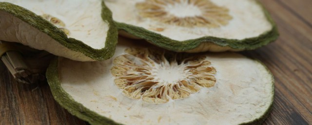 瘦瘦果泡水禁忌有哪些(瘦身果泡水喝的禁忌)