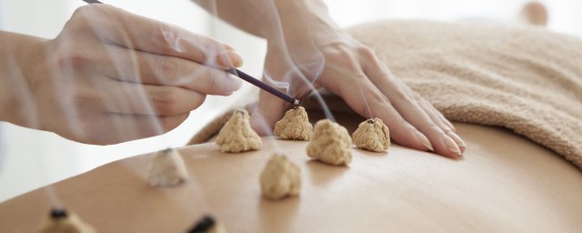 早上四五点艾灸对身体好吗(早晨五点艾灸有啥好处)