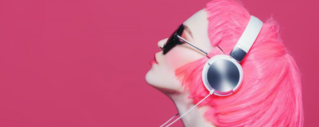 为什么你不懂女人脆弱的歌名(歌词为什么你不懂女人的脆弱)