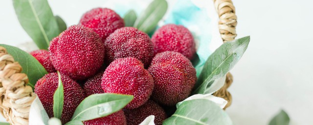 杨梅用几度白酒泡(杨梅酒泡完多少度)