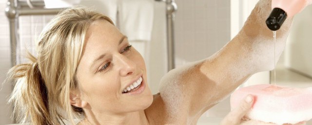 来大姨妈洗澡的注意事项(姨妈期间洗澡注意什么)