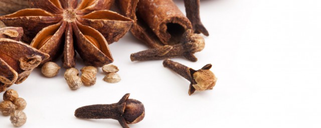 八角泡酒功效与作用介绍(八角用白酒泡有什么用处)