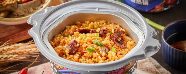 使用自热米饭的方法(自热米饭的操作步骤)