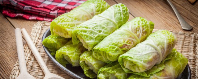卷心菜有什么禁忌(卷心菜的功效与作用禁忌)
