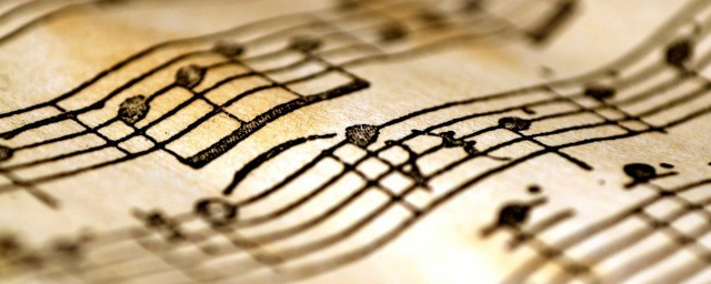 爱情完整版歌词(爱情 爱情 爱情 爱情 歌词)