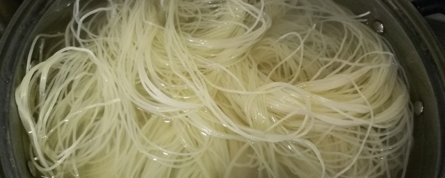冷面的做法分享(冷面的做法简单做法)