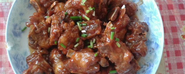 糖醋排骨番茄酱的做法分享(糖醋排骨有番茄酱的做法)