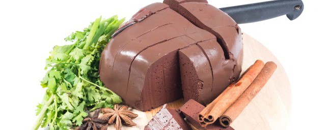 晚上不能吃猪血的原因(晚上是不是不能吃猪血)