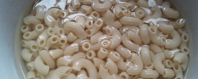 通心粉要不要提前泡(通心粉要先泡水吗)