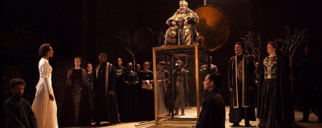 李尔王主要内容(李尔王主要内容梗概)