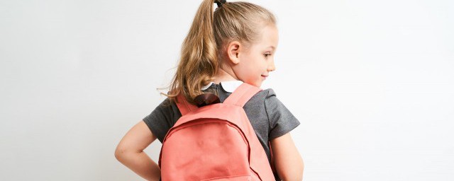 阙字应该怎么读(请问阙这个字怎么读)