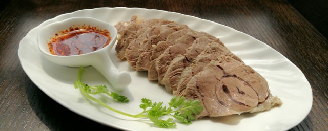 白切羊肉的做法步骤(羊肉白切怎么做)