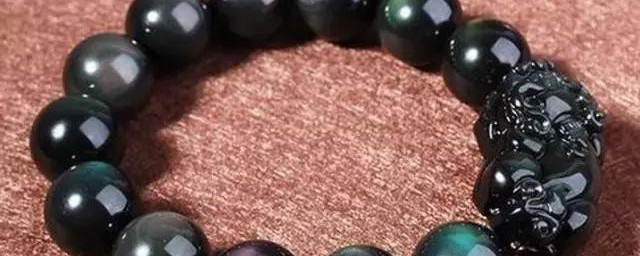 黑玛瑙佩戴要注意哪些(戴黑玛瑙的好处和禁忌)