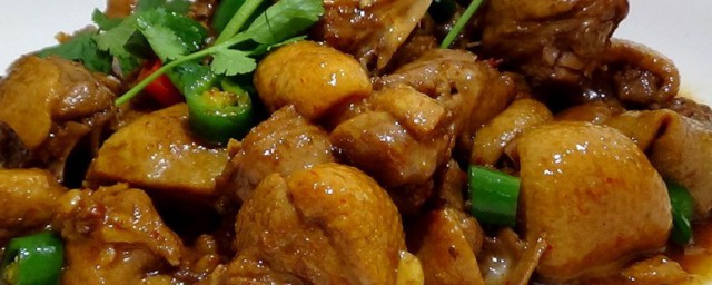 正宗红烧鸭子的做法和配方(大厨教你红烧鸭子做法)