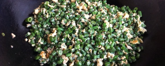 鸡蛋炒豆角的做法是什么(豆角炒鸡蛋的做法大全)