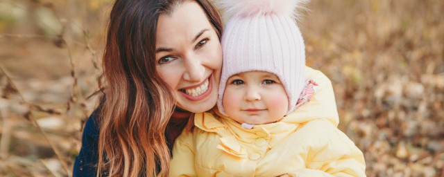周末带孩子吃饭的心情短语(周末给孩子做饭的说说心情短语)