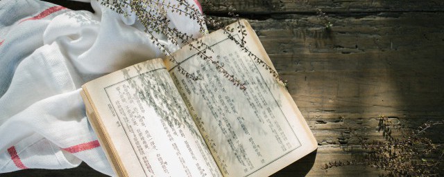 杜甫的绝句中迟日泥融两个词的意思介绍(杜甫的绝句中泥融是什么意思)