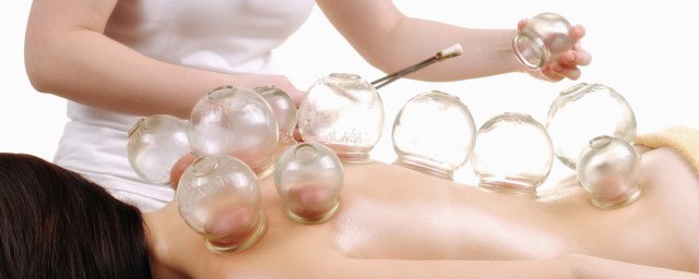 拔火罐注意事项和禁忌有哪些(拔火罐要注意什么)