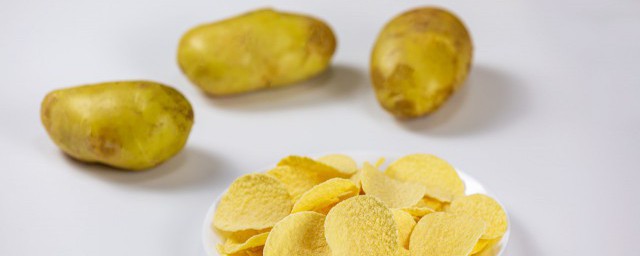 如何在家做炸薯片(怎么炸薯片的家常做法)