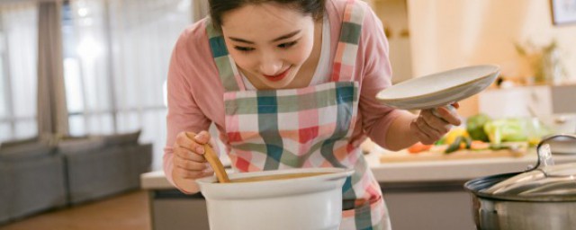 关于山药可以炖鸡汤的说法(山药炖鸡汤用什么山药)