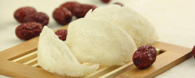 燕窝的禁忌人群有哪些(食用燕窝的十大禁忌)