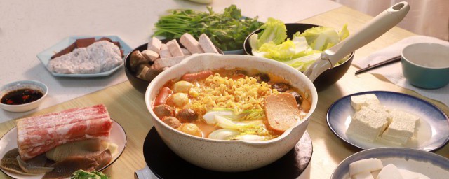 富含维生素的食物介绍(各种富含维生素的食物)